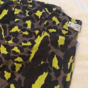 Diane Von Furstenberg Wool Leopard Print Scarf